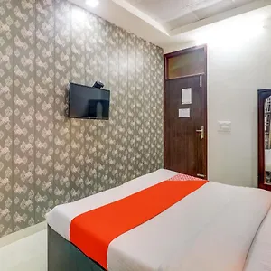 Oyo 74060 Taj Residency Hotel