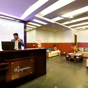 Anand Lok Mahipalpur, Igi Delhi Airport Hotel